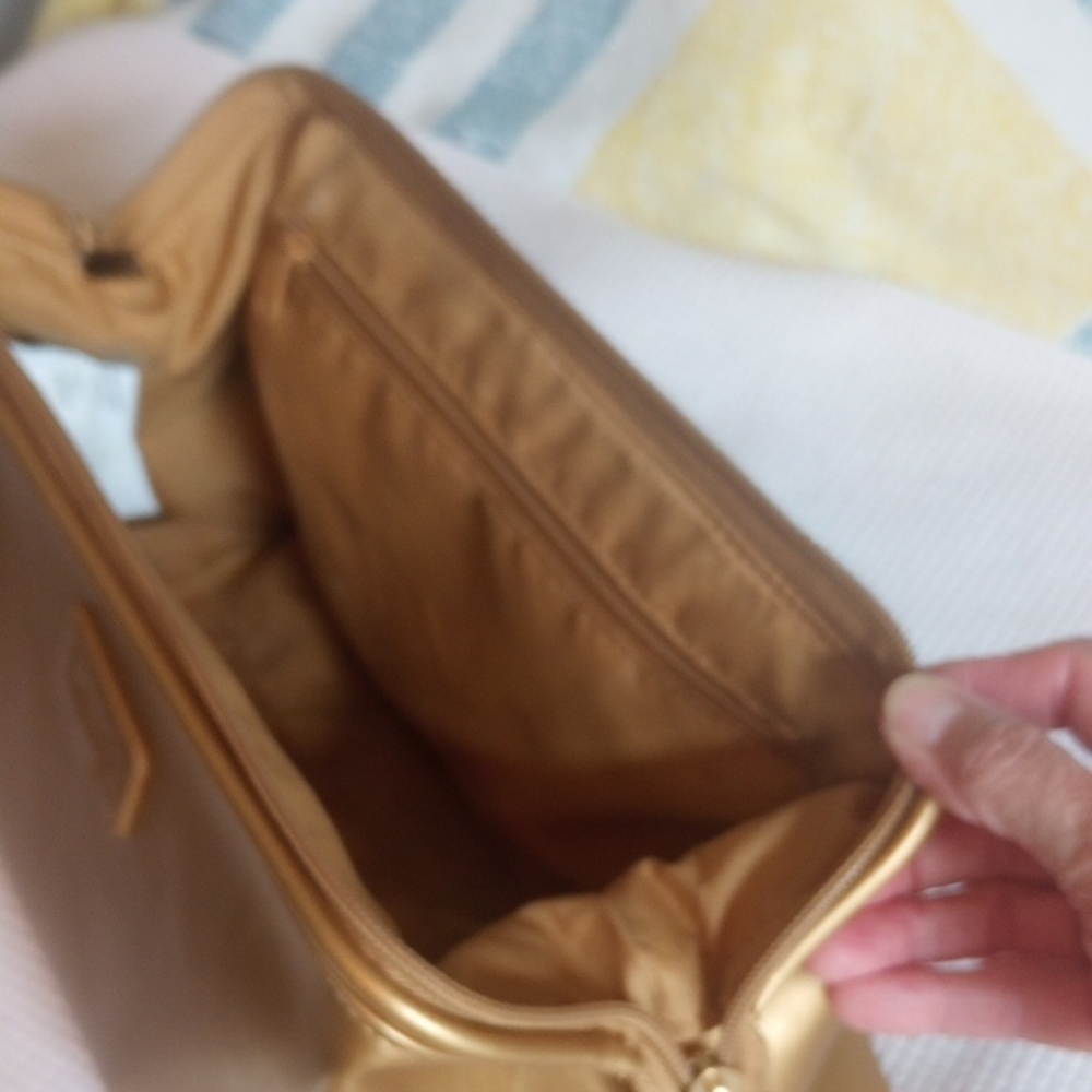 Lipault Gold Cosmetic Bag - Picture 6 of 7